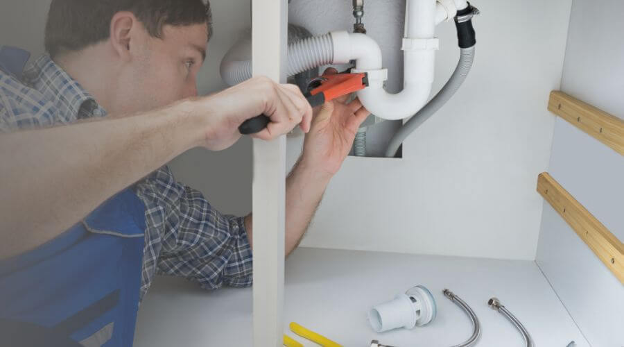 Professional Tankless Water Heater Installation in De Soto, IL